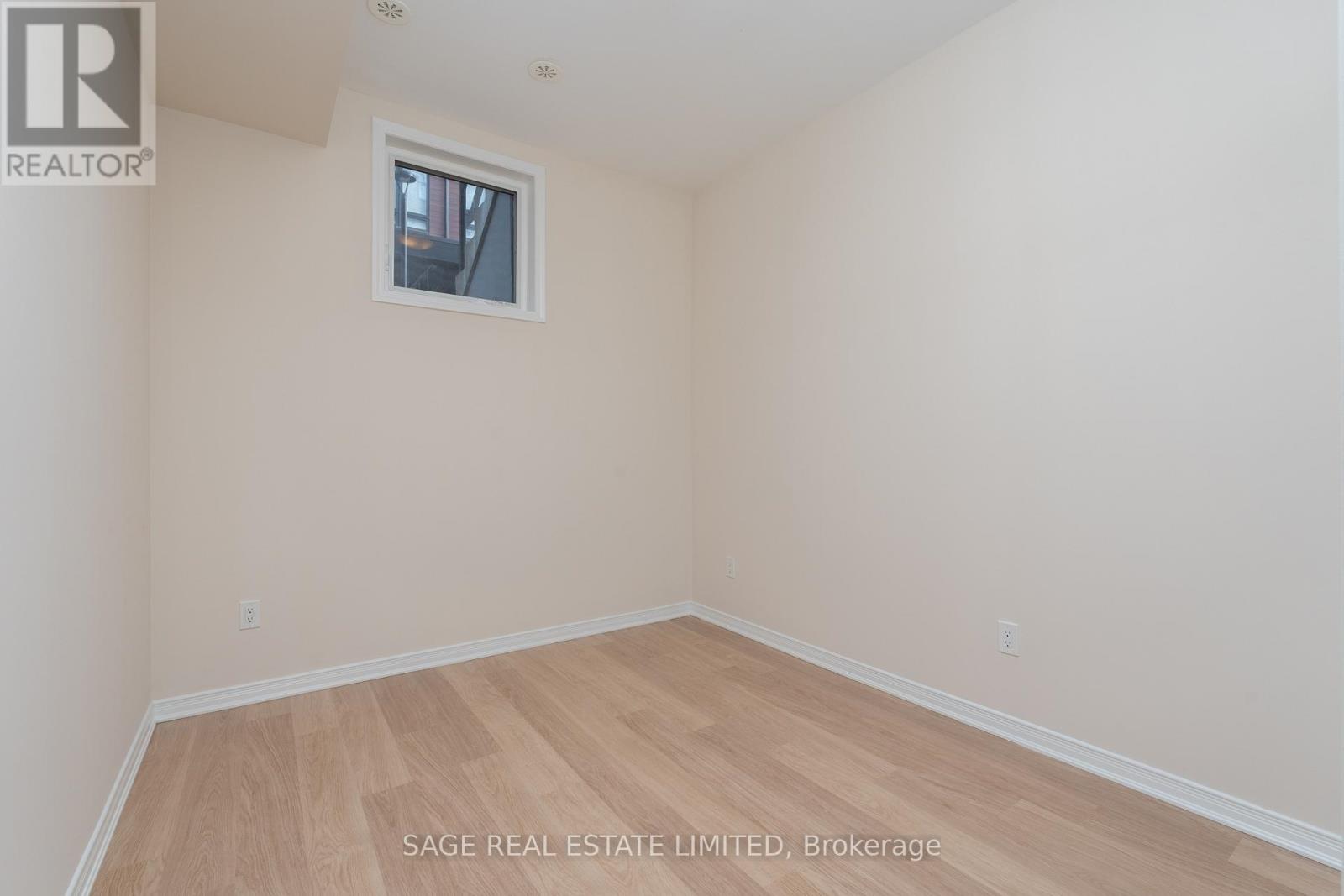 202 - 1150 Briar Hill Avenue, Toronto, Ontario  M6B 0A9 - Photo 13 - W12992050