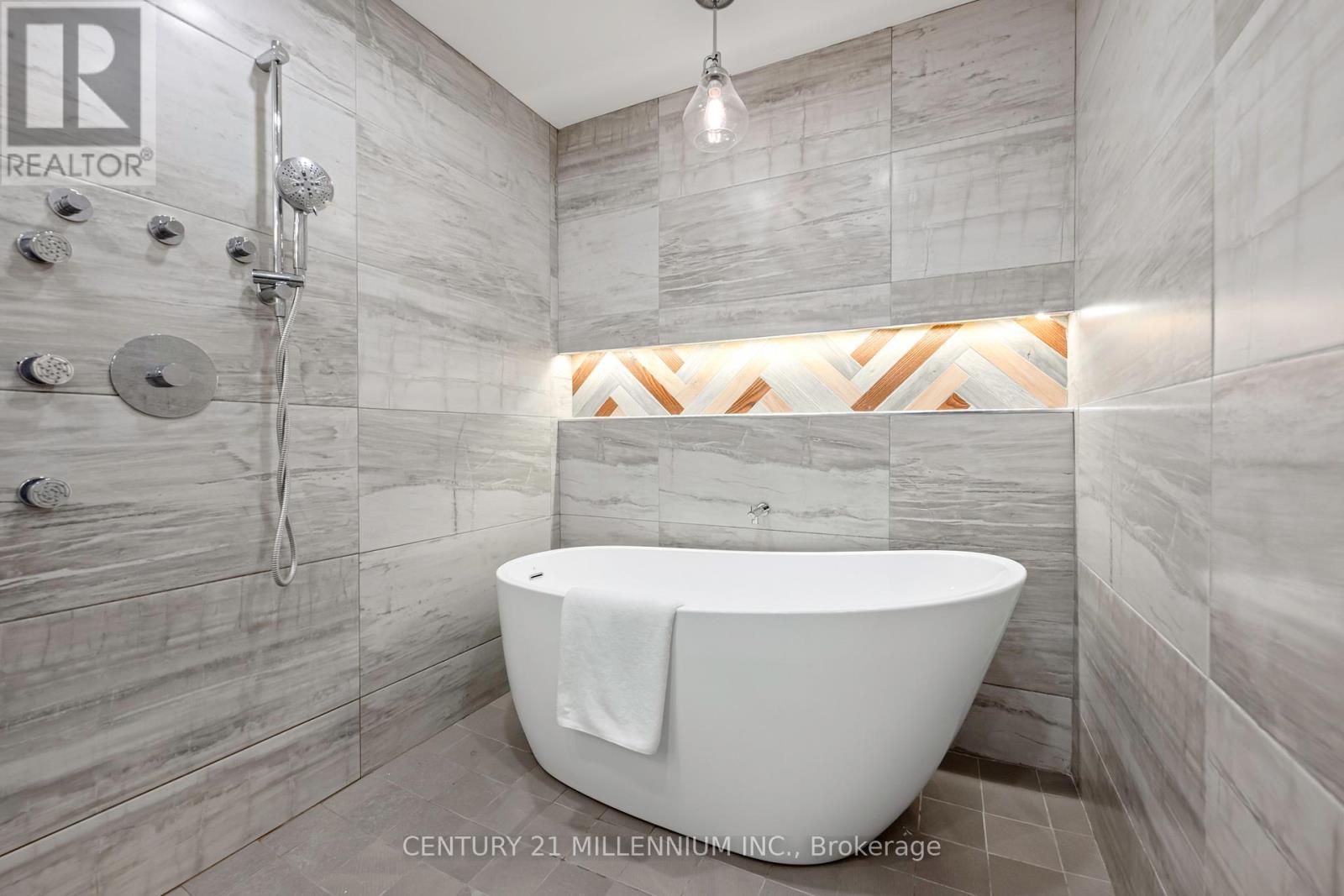 174 Lisa Marie Drive, Orangeville, Ontario  L9W 4P7 - Photo 23 - W12992078