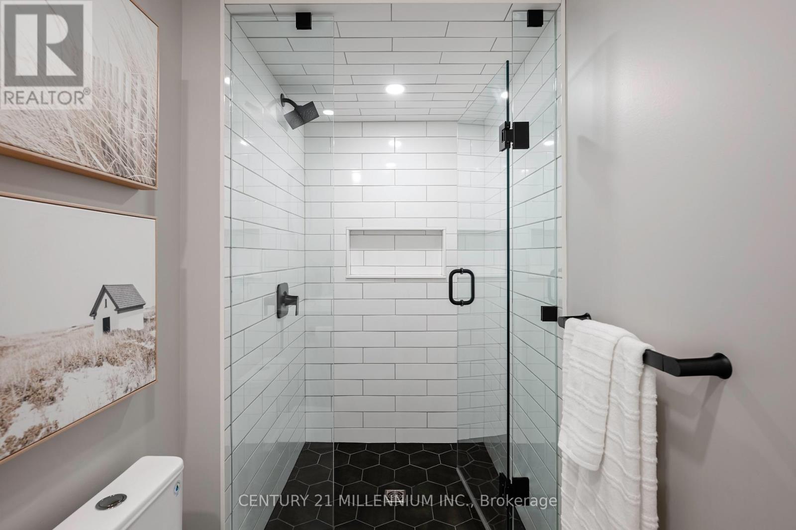 174 Lisa Marie Drive, Orangeville, Ontario  L9W 4P7 - Photo 28 - W12992078