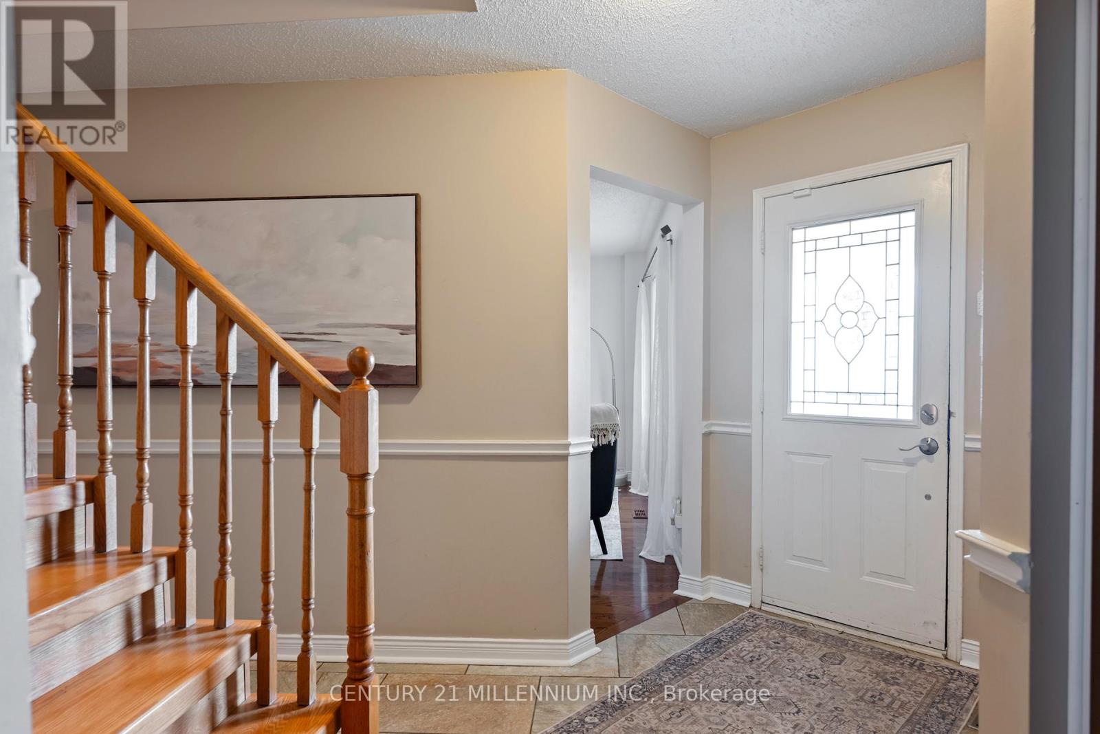 174 Lisa Marie Drive, Orangeville, Ontario  L9W 4P7 - Photo 5 - W12992078