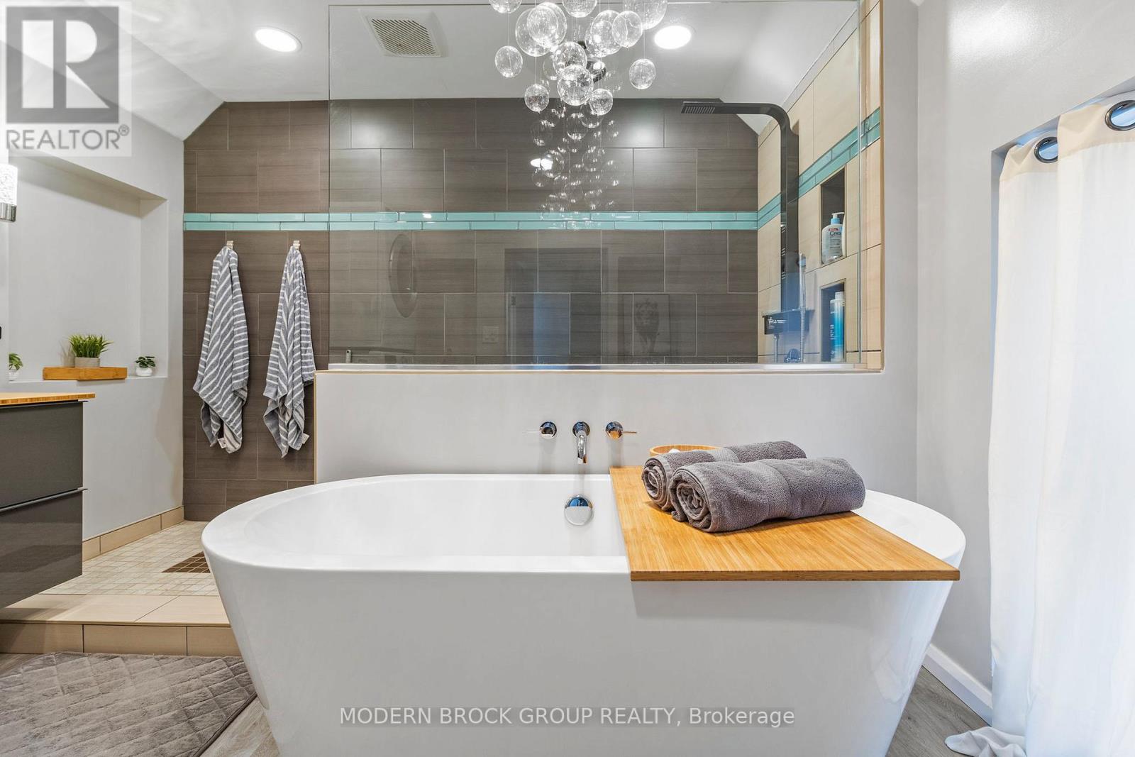 44 Havelock Street, Brockville, Ontario K6V 4M1 - Photo 29 - X12992130