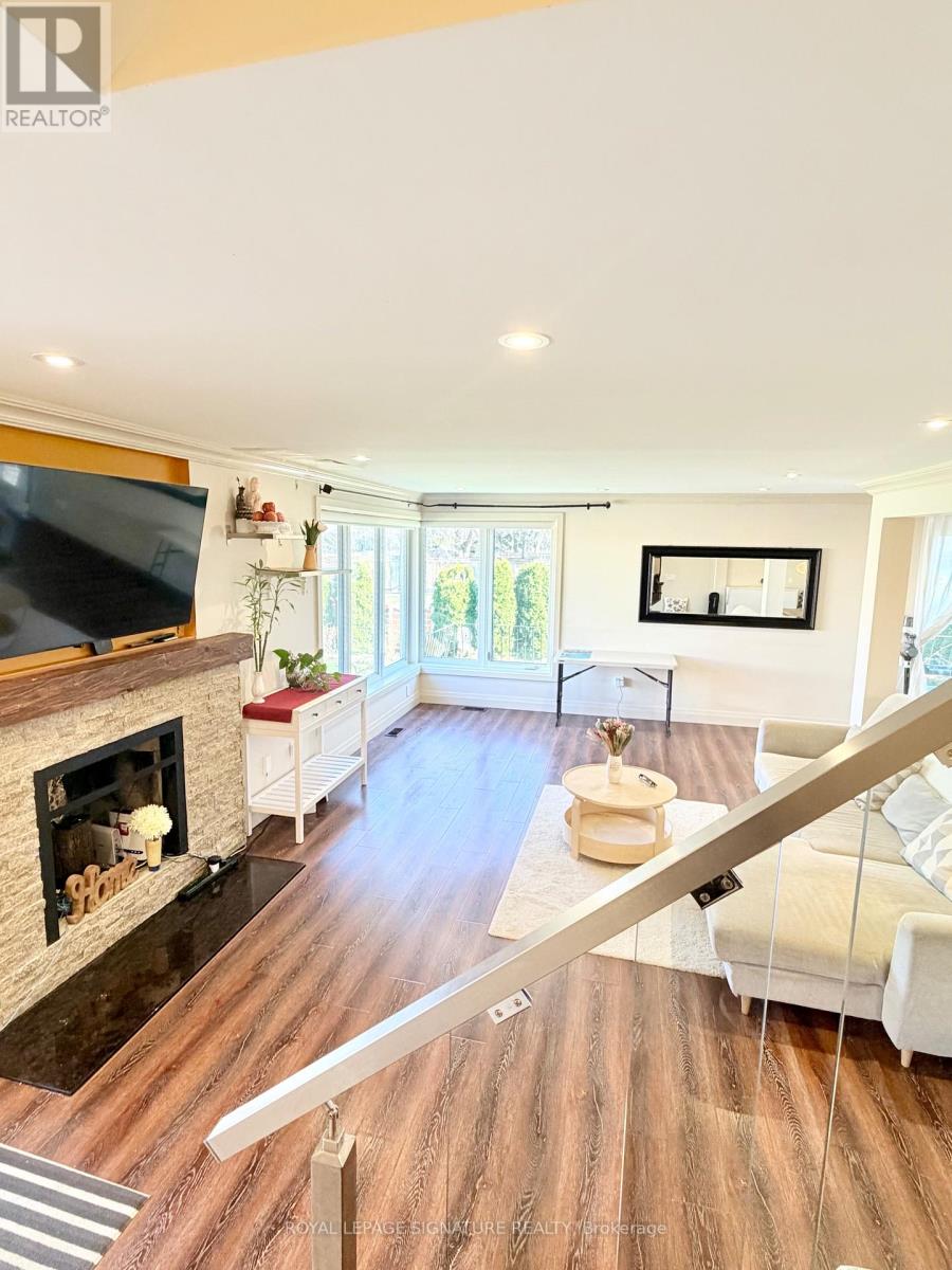 2263 Harcourt Crescent, Mississauga, Ontario  L4Y 1W3 - Photo 14 - W12990034