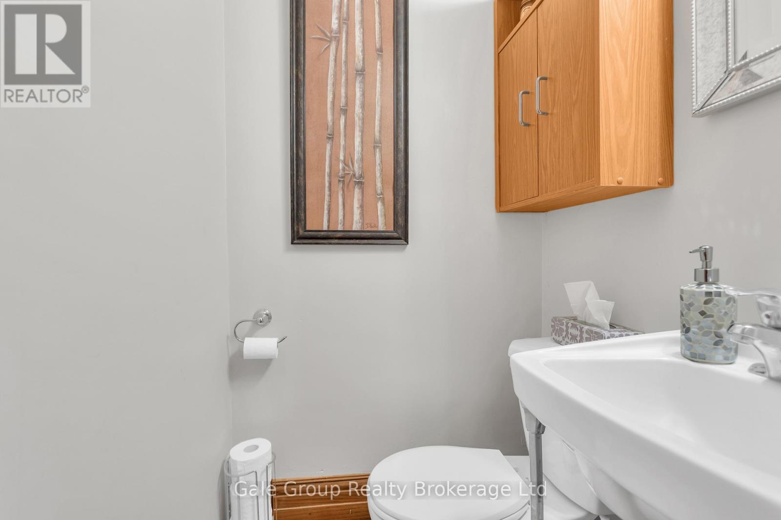 12 Oxford Street E, Blandford-Blenheim, Ontario  N0J 1G0 - Photo 15 - X12992226