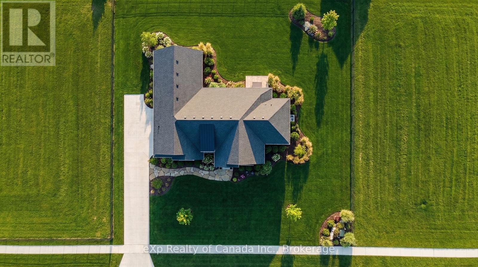 65 Meadowlands Drive, Norwich, Ontario  N0J 1R0 - Photo 2 - X12992330