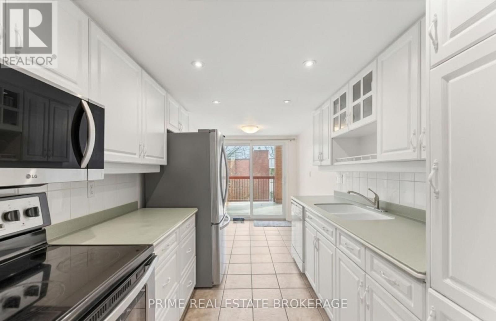 204 - 693 Windermere Road, London North, Ontario  N5X 2P1 - Photo 8 - X12991692