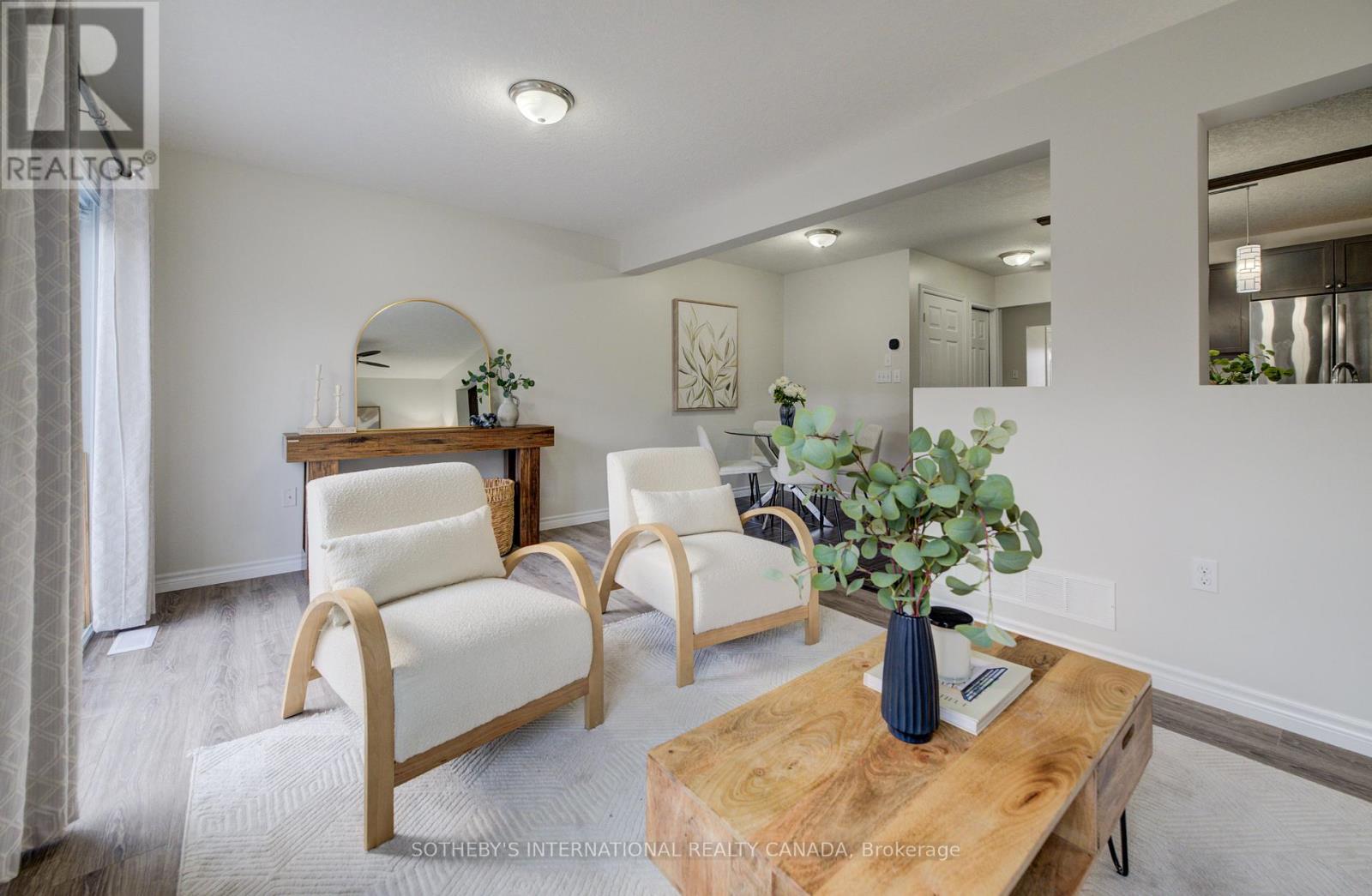 358 Maverick Street, Waterloo, Ontario  N2K 4N9 - Photo 17 - X12991970