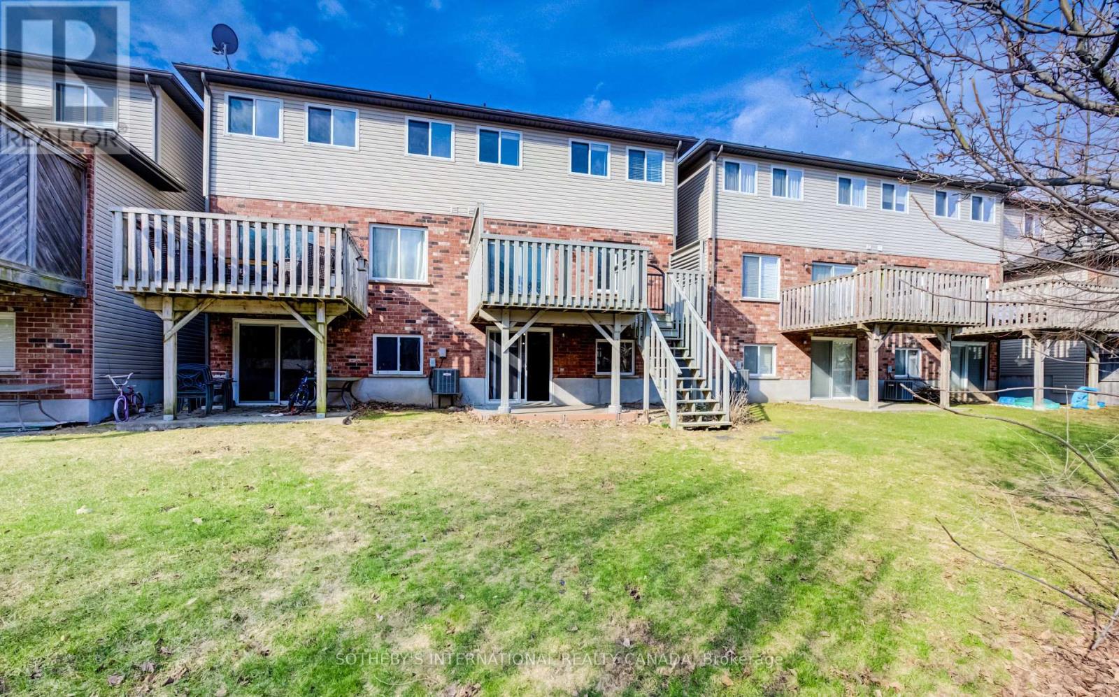 358 Maverick Street, Waterloo, Ontario  N2K 4N9 - Photo 39 - X12991970