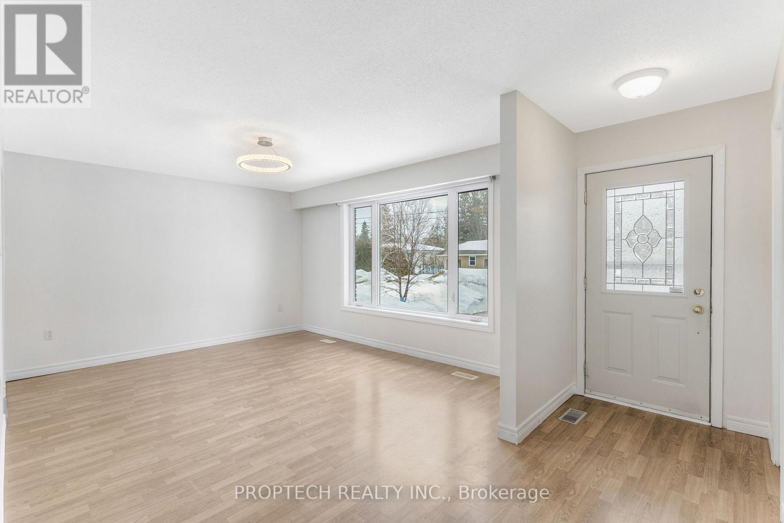 1729 Charles Court, Greater Sudbury, Ontario  P3N 1H3 - Photo 12 - X12992014