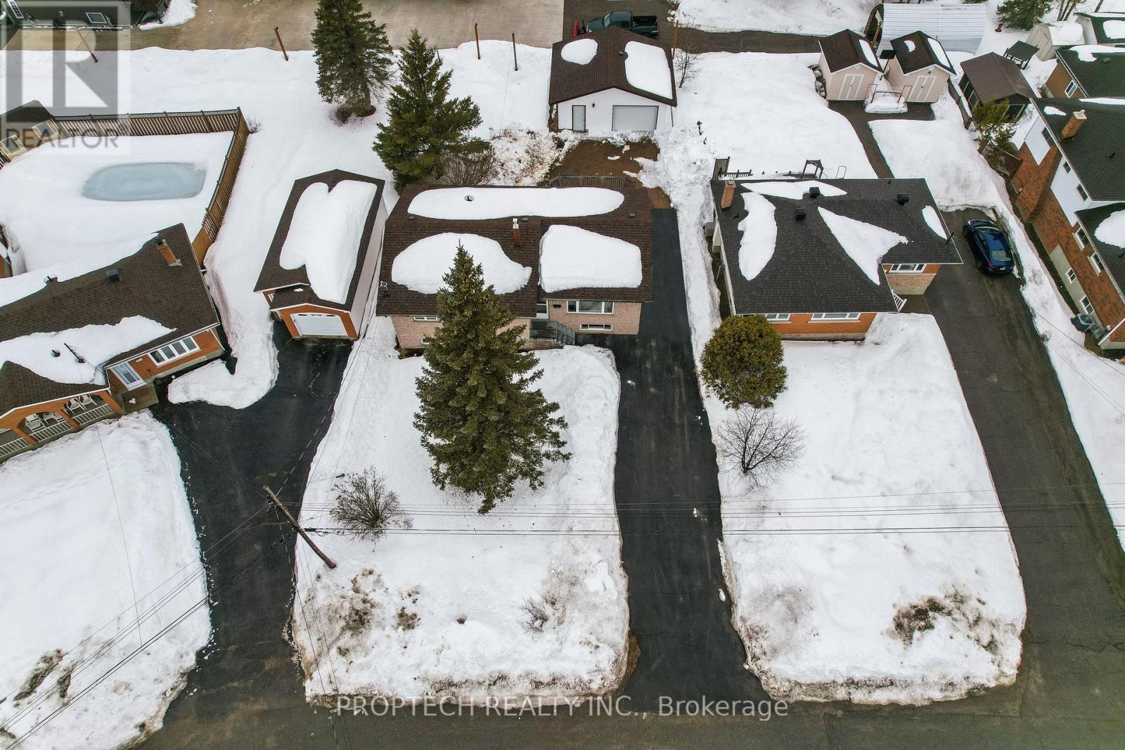 1729 Charles Court, Greater Sudbury, Ontario  P3N 1H3 - Photo 4 - X12992014