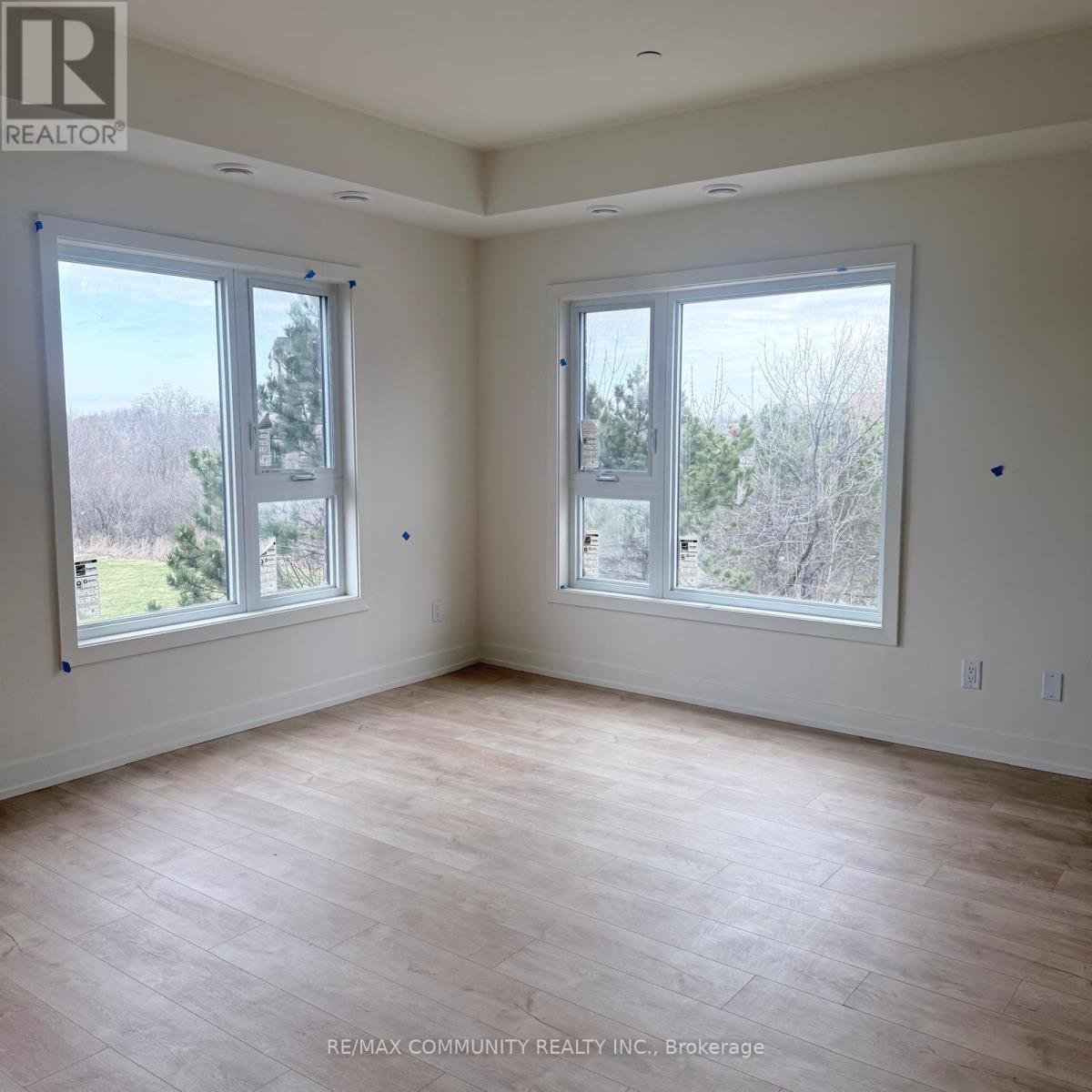 320b - 16 Melbourne Avenue, St. Catharines, Ontario  L2P 3J8 - Photo 11 - X12992020