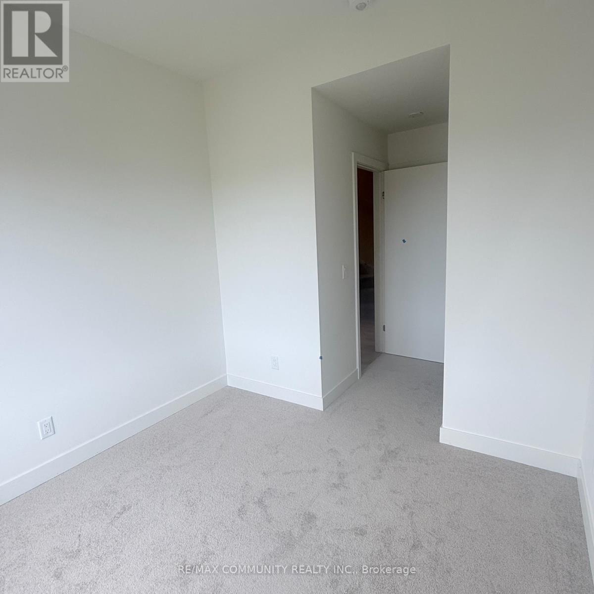 320b - 16 Melbourne Avenue, St. Catharines, Ontario  L2P 3J8 - Photo 16 - X12992020