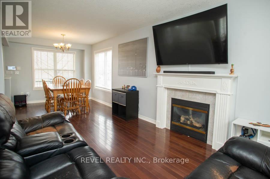 47 Stowe Terrace, Brantford, Ontario  N3T 6P2 - Photo 10 - X12992052