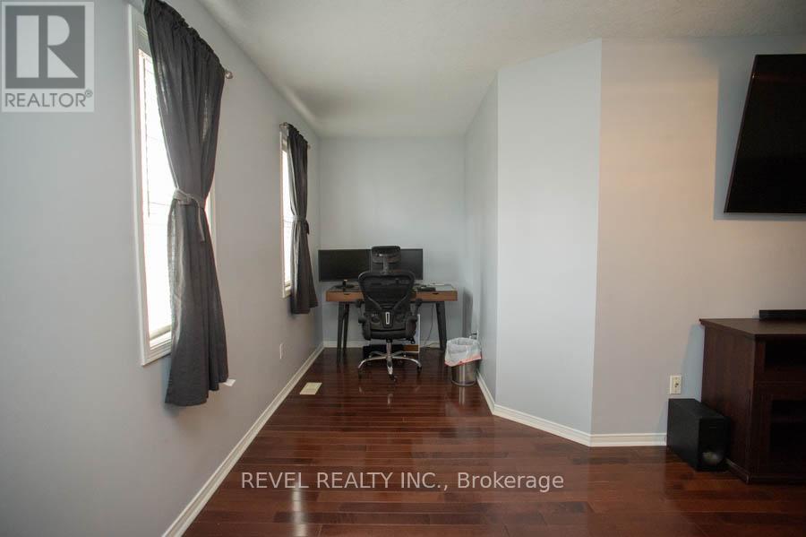 47 Stowe Terrace, Brantford, Ontario  N3T 6P2 - Photo 16 - X12992052