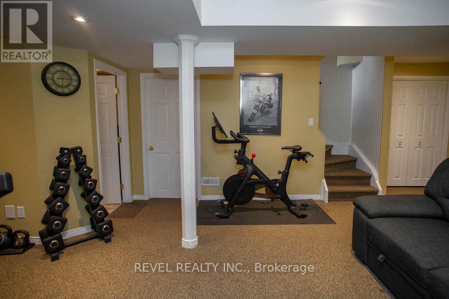 47 Stowe Terrace, Brantford, Ontario  N3T 6P2 - Photo 24 - X12992052