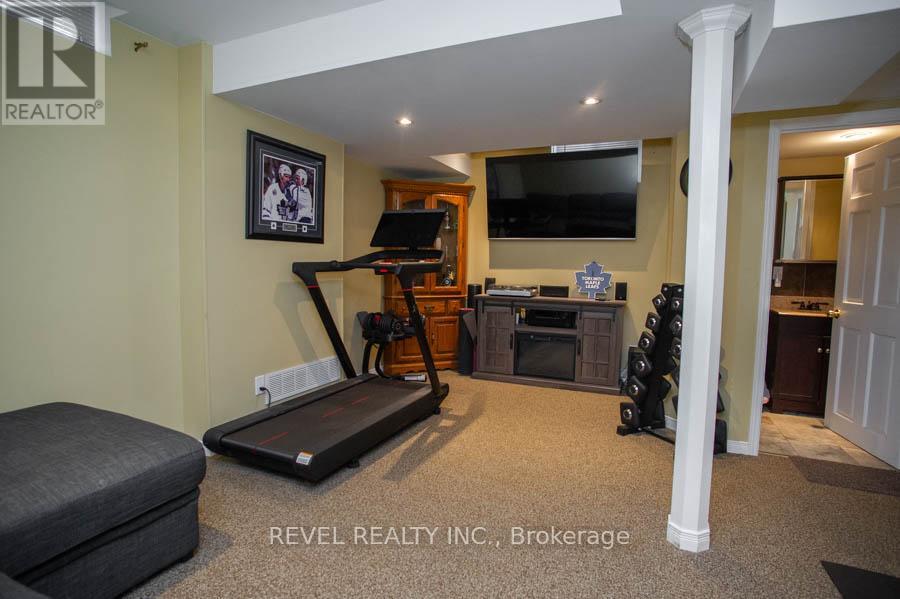 47 Stowe Terrace, Brantford, Ontario  N3T 6P2 - Photo 25 - X12992052