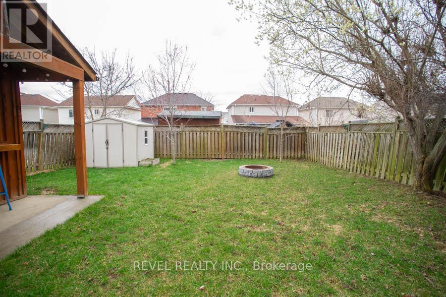47 Stowe Terrace, Brantford, Ontario  N3T 6P2 - Photo 34 - X12992052