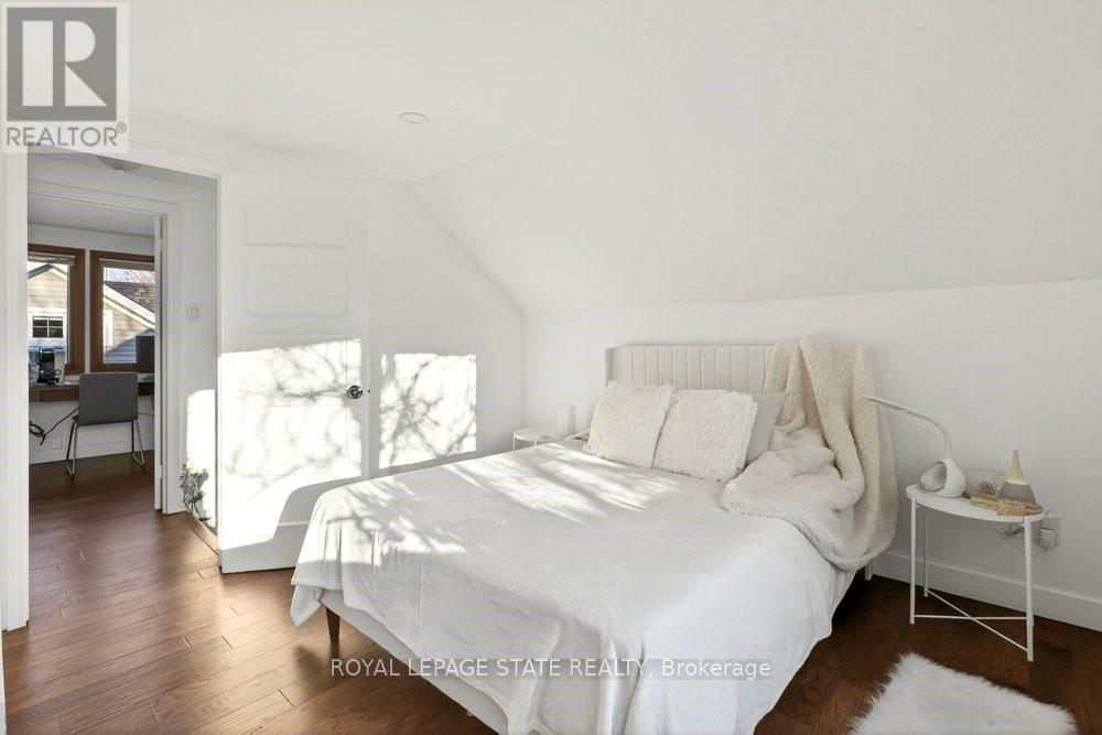 9 Morton Avenue, Hamilton, Ontario  L9H 2P4 - Photo 22 - X12992082