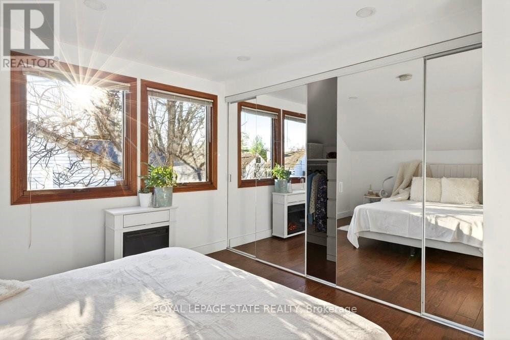 9 Morton Avenue, Hamilton, Ontario  L9H 2P4 - Photo 23 - X12992082