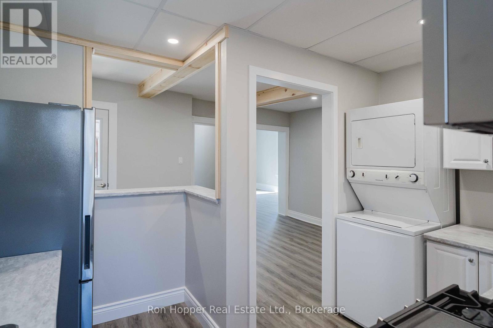 682 7th St A East Street, Owen Sound, Ontario N4K 1K5 - Photo 12 - X12992270