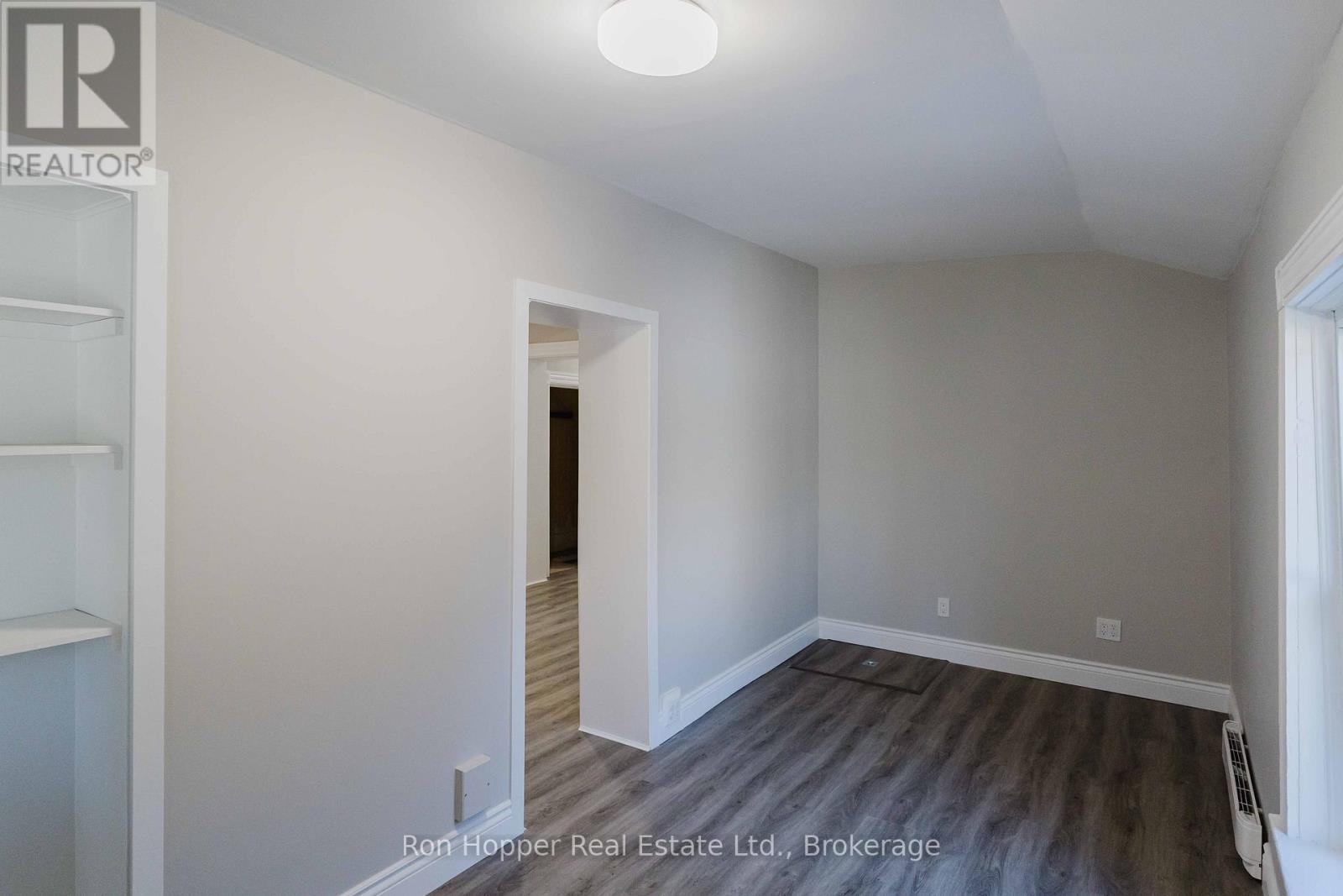 682 7th St A East Street, Owen Sound, Ontario N4K 1K5 - Photo 13 - X12992270