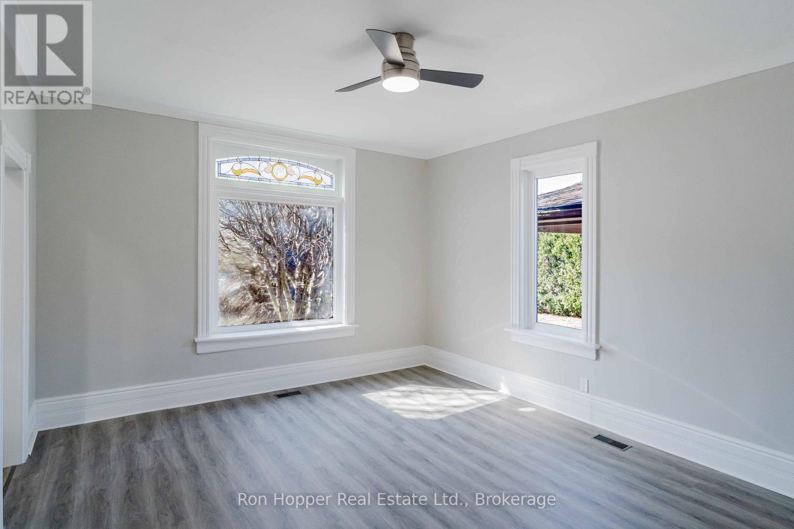 682 7th St A East Street, Owen Sound, Ontario N4K 1K5 - Photo 4 - X12992270