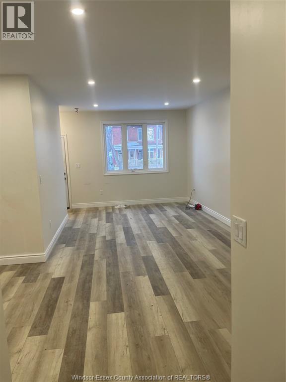 645 Janette Unit# A, Windsor, Ontario  N9A 4Z8 - Photo 2 - 26007958