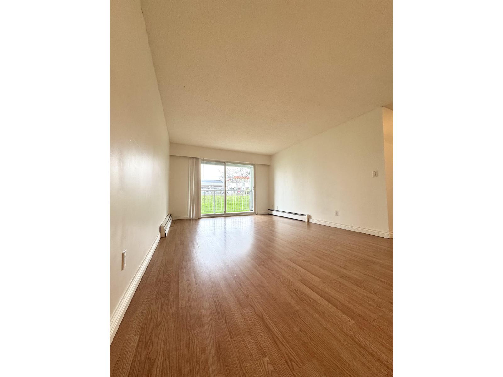 126 32850 George Ferguson Way, Abbotsford, British Columbia  V2S 7K1 - Photo 4 - R3109751