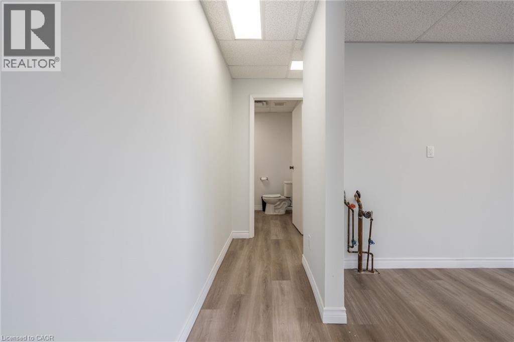 237 Parkdale Avenue N Unit# 2nd Floor, Hamilton, Ontario  L8H 5X4 - Photo 19 - 40714347