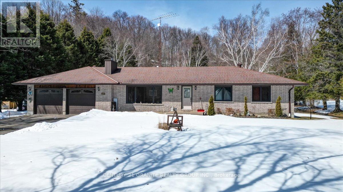 237 MAXWELL SETTLEMENT ROAD, Bancroft, Ontario