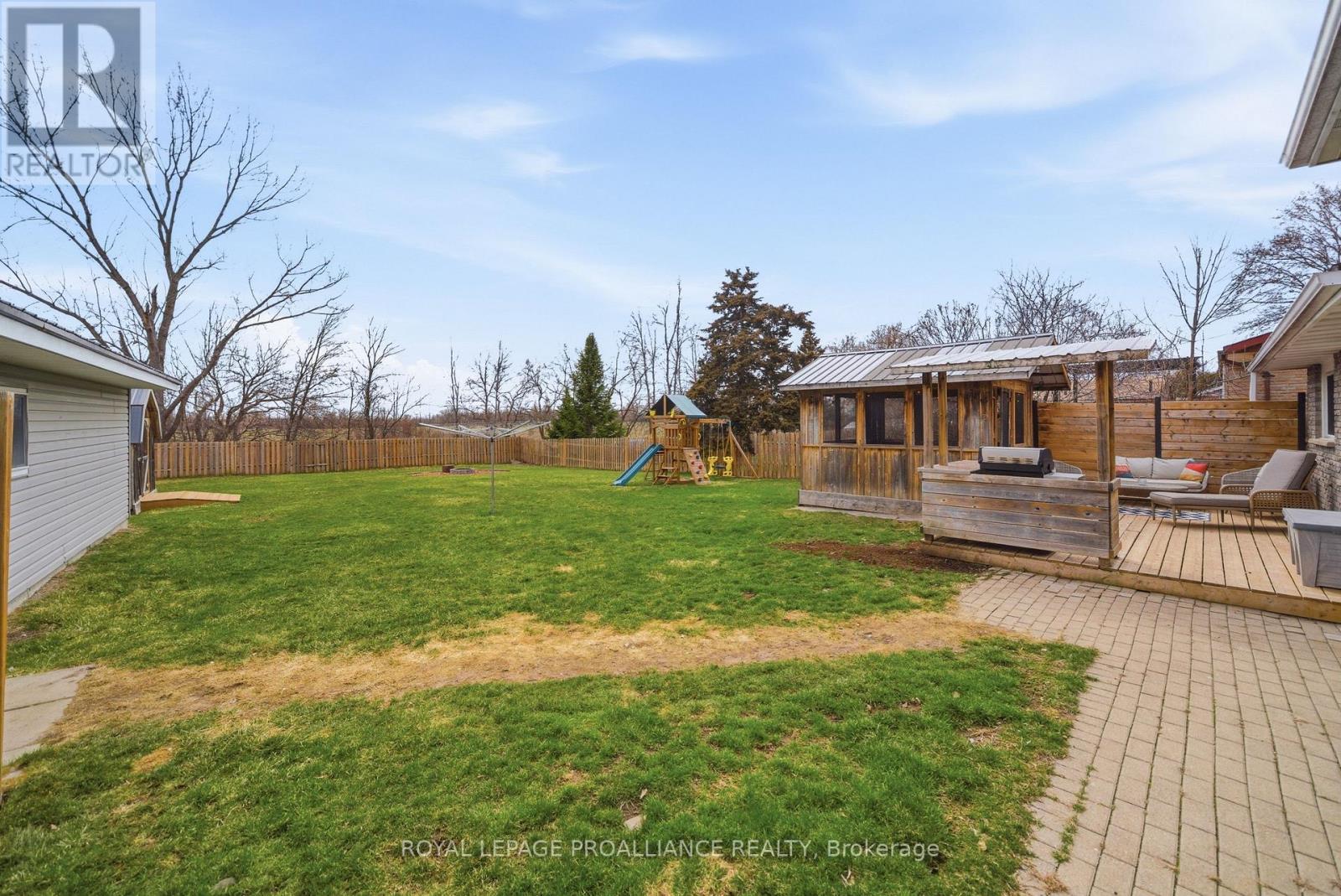 514 Lester Road, Quinte West, Ontario  K8V 5P8 - Photo 27 - X12992192