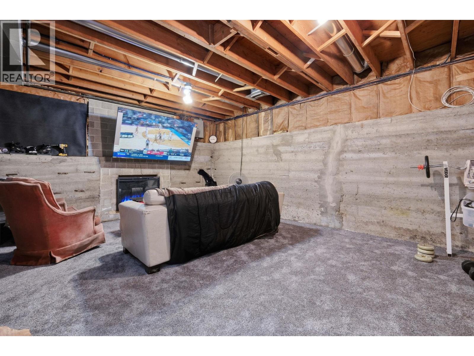 8285 Burnlake Drive, Burnaby, British Columbia  V5A 3L1 - Photo 17 - R3110397