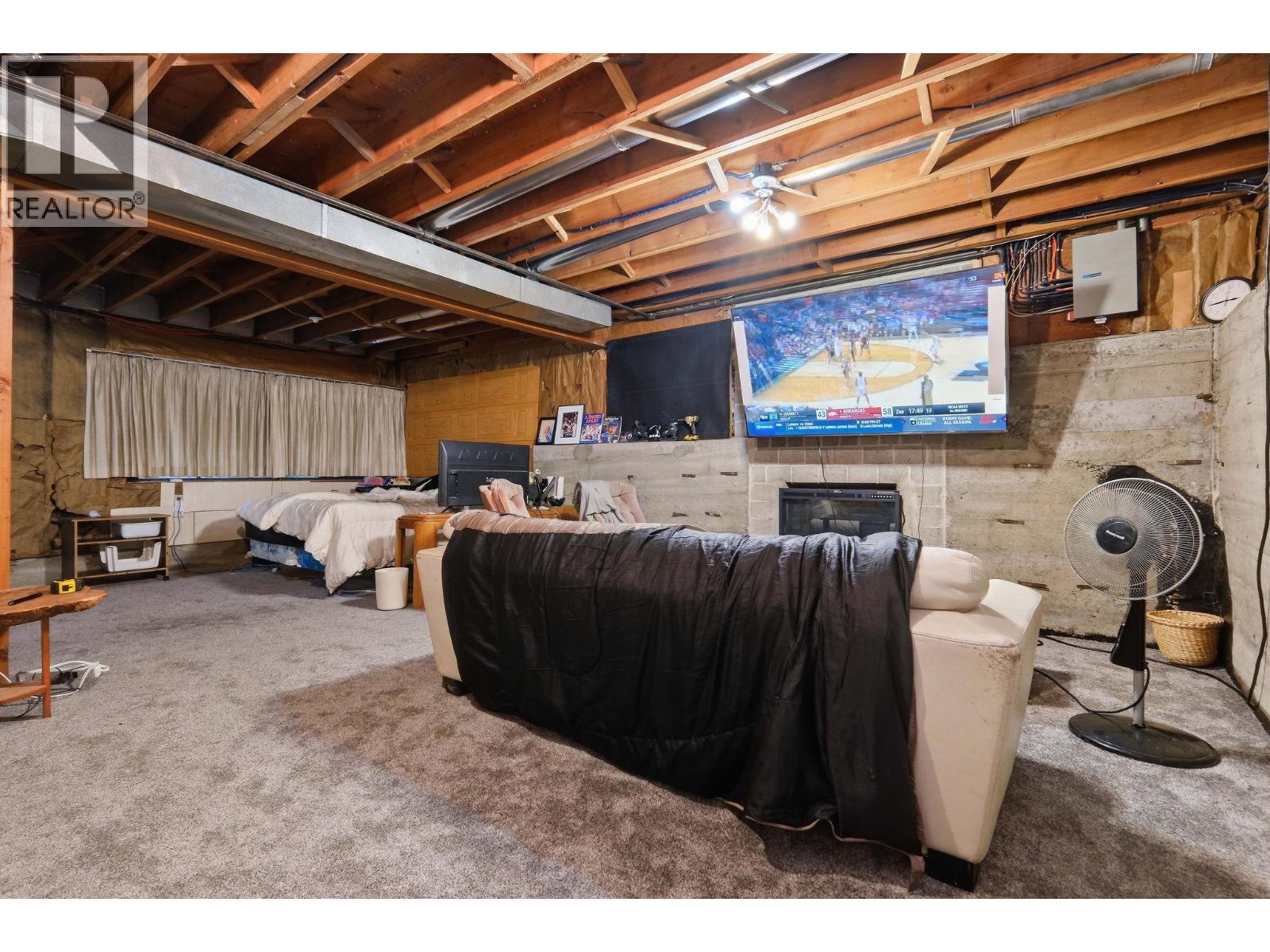 8285 Burnlake Drive, Burnaby, British Columbia  V5A 3L1 - Photo 18 - R3110397