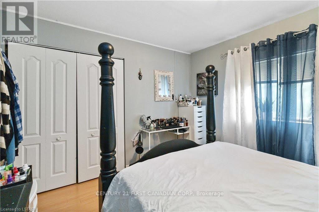 201 - 1174 Hamilton Road E, London East, Ontario  N5W 1A9 - Photo 11 - X12992090