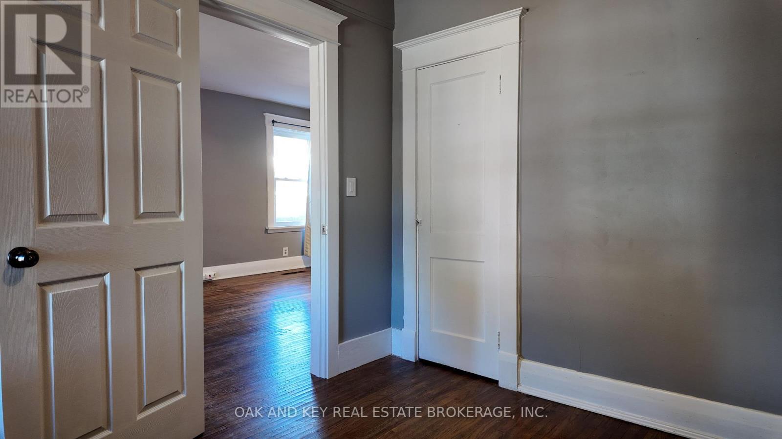 32 Tennyson Street, London East, Ontario  N5Z 2K7 - Photo 8 - X12992092