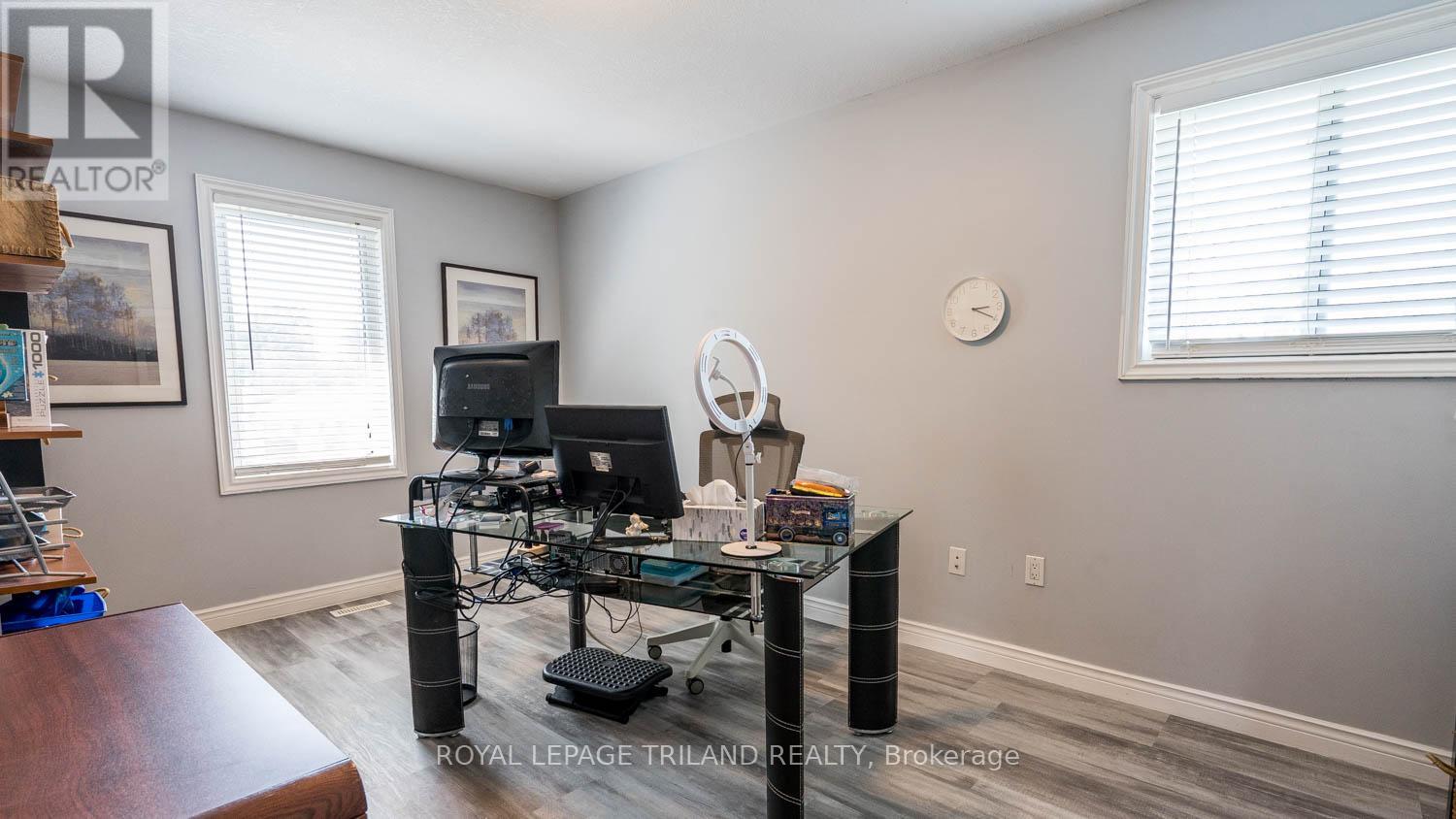 458 Boler Road, London South, Ontario N6K 2K7 - Photo 20 - X12992150