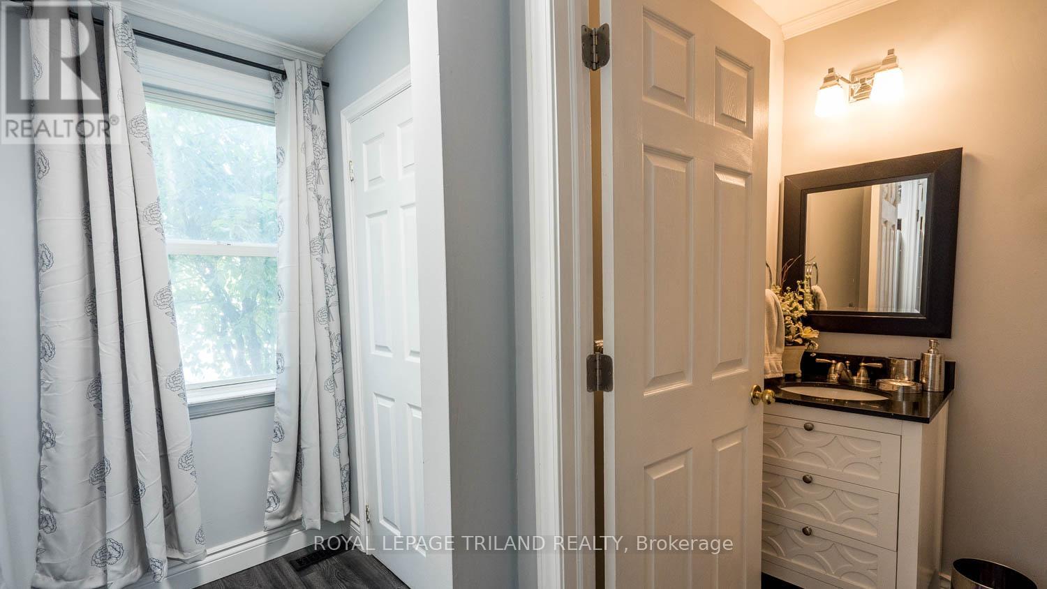 458 Boler Road, London South, Ontario N6K 2K7 - Photo 23 - X12992150