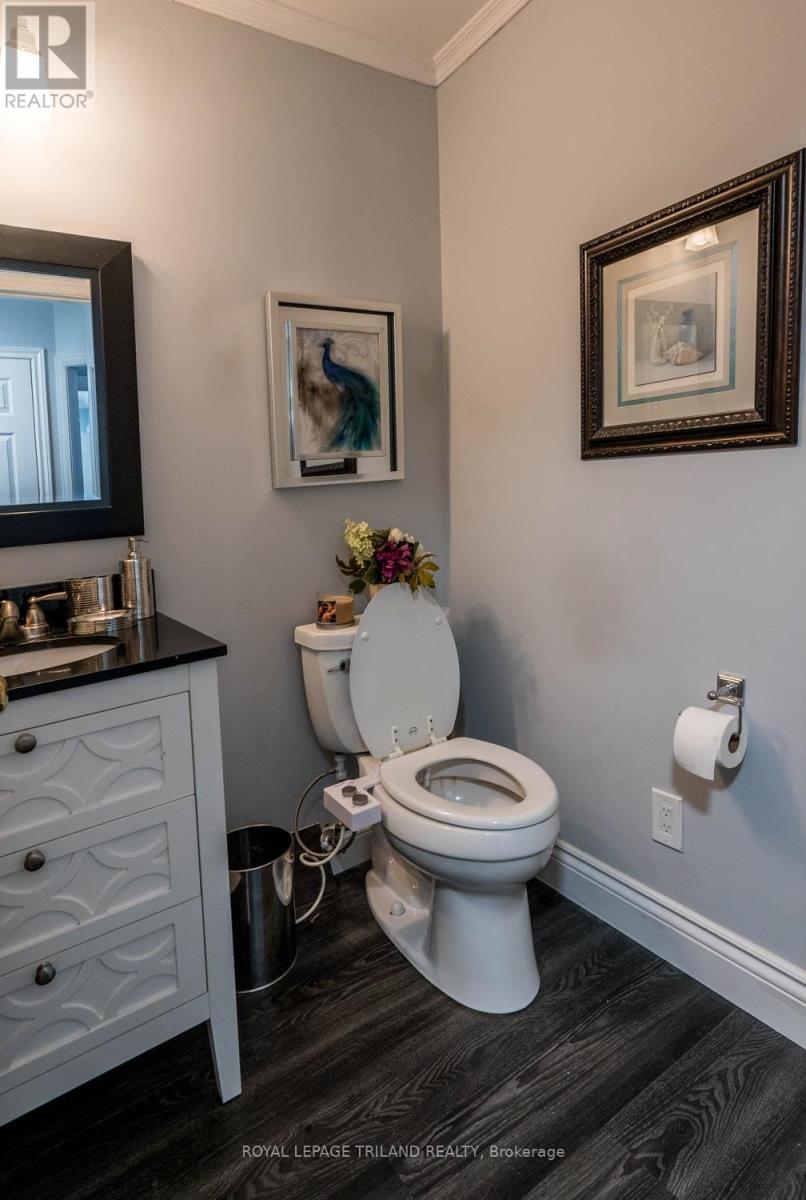 458 Boler Road, London South, Ontario N6K 2K7 - Photo 24 - X12992150