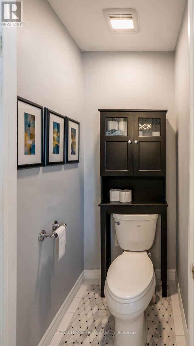 458 Boler Road, London South, Ontario N6K 2K7 - Photo 34 - X12992150