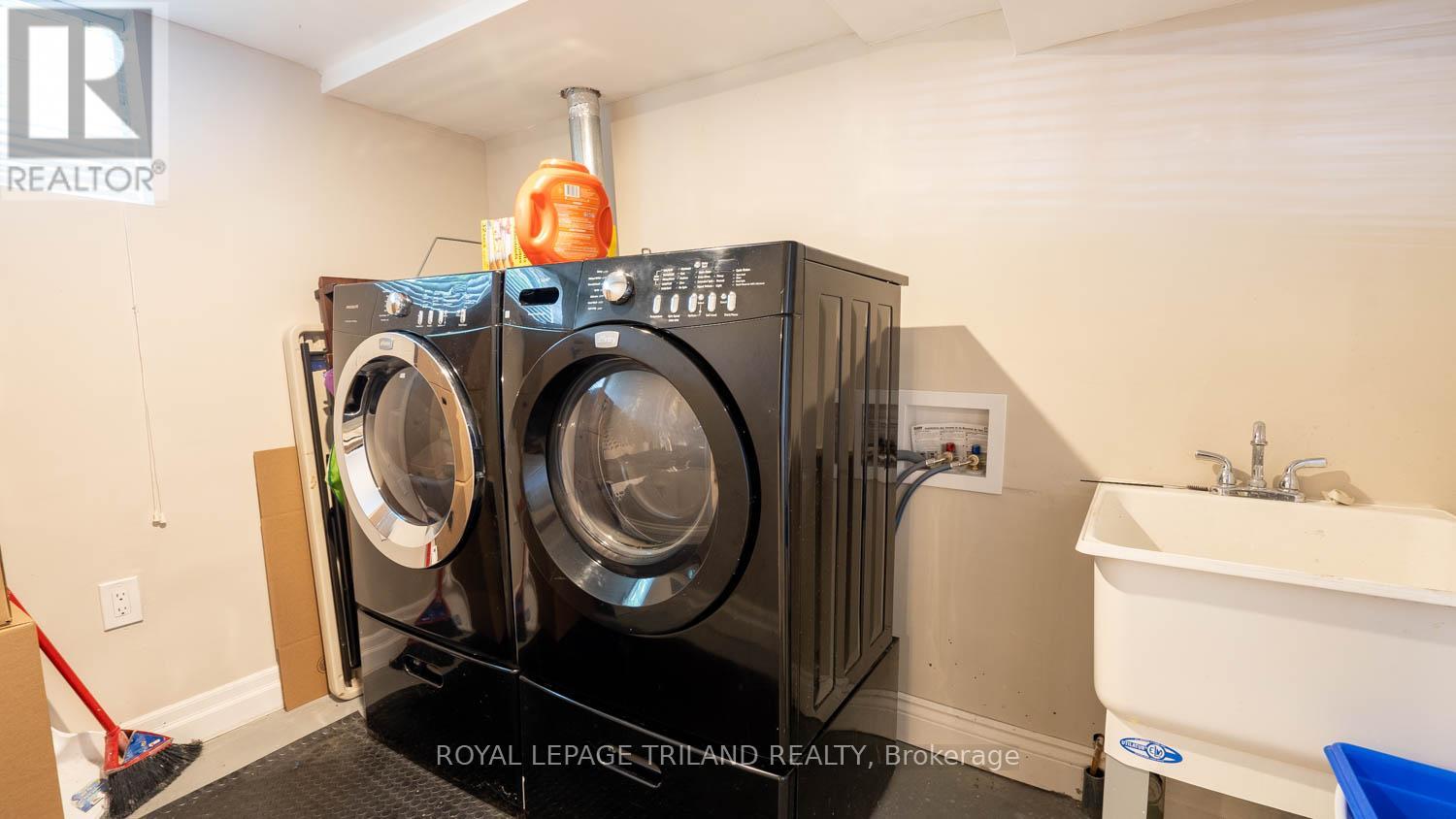 458 Boler Road, London South, Ontario N6K 2K7 - Photo 35 - X12992150