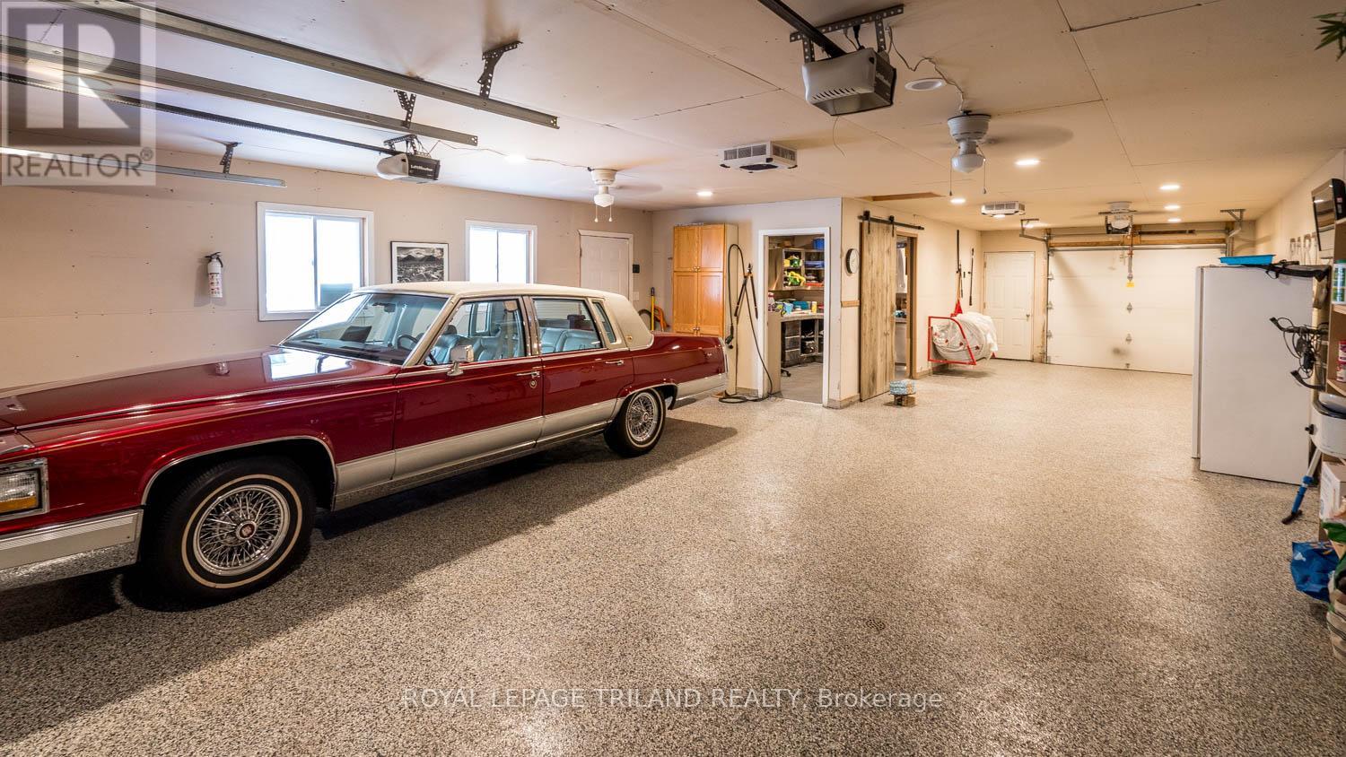 458 Boler Road, London South, Ontario N6K 2K7 - Photo 40 - X12992150