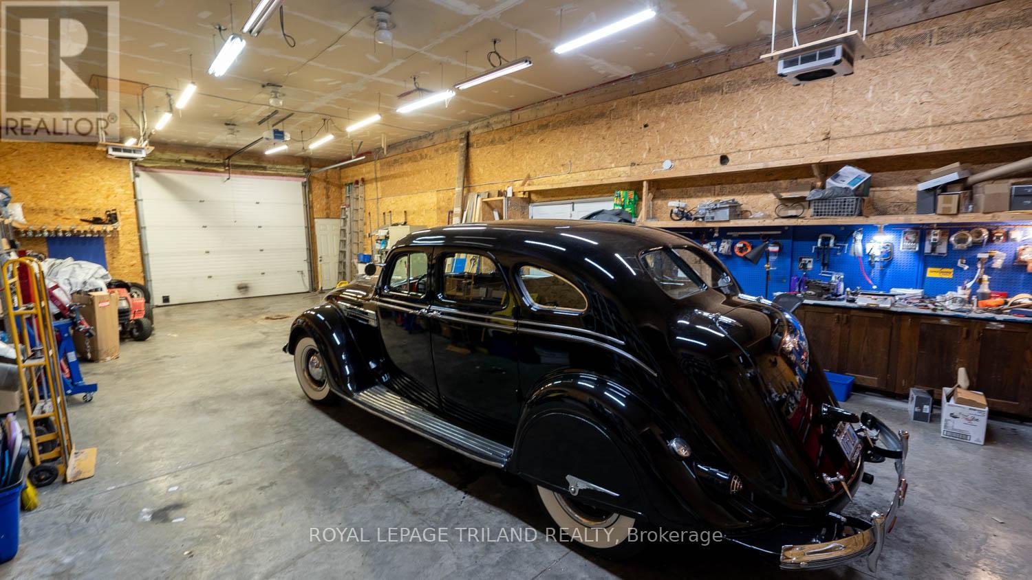 458 Boler Road, London South, Ontario N6K 2K7 - Photo 44 - X12992150