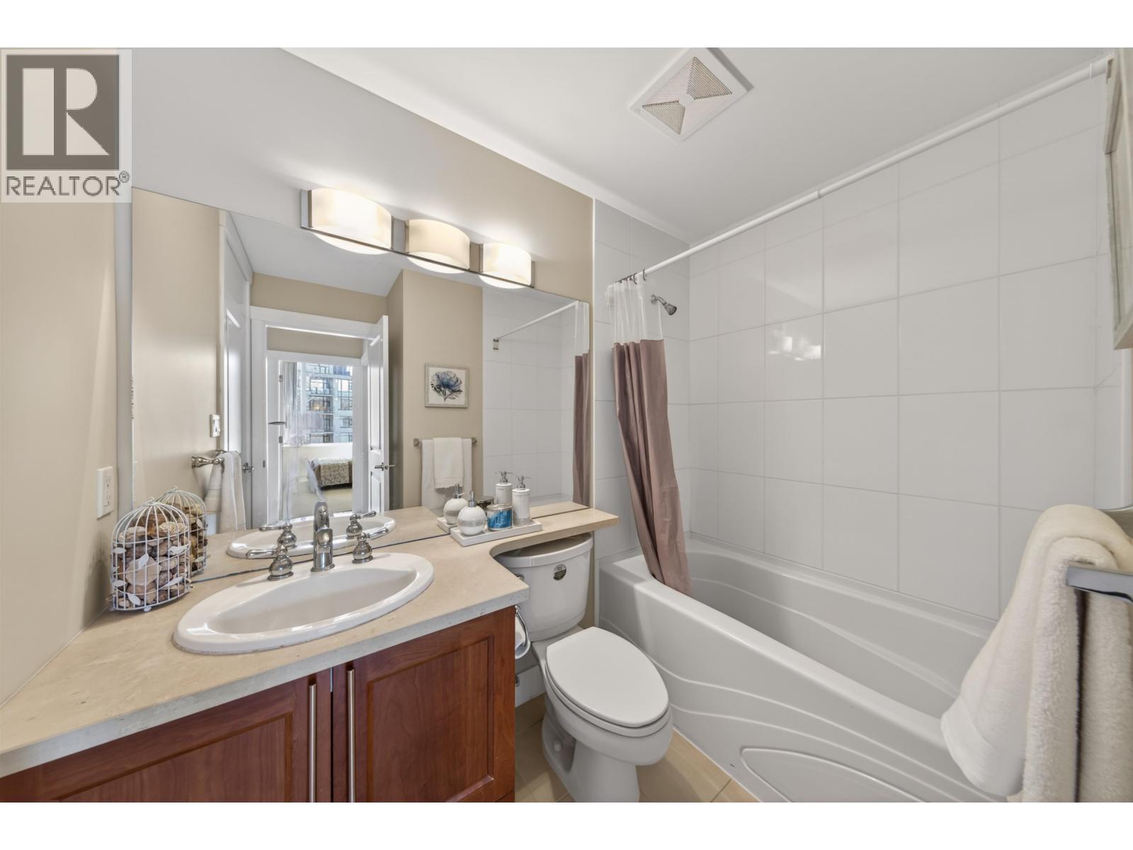 613 4685 Valley Drive, Vancouver, British Columbia  V6J 5M2 - Photo 13 - R3110357