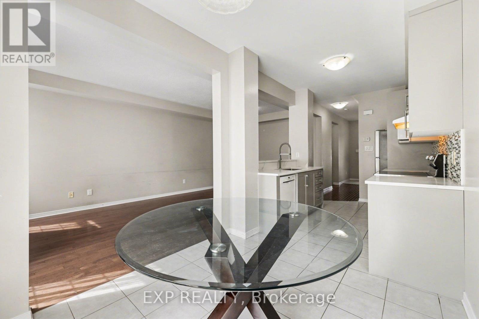 450 Ashbourne Crescent, Ottawa, Ontario  K2J 0P5 - Photo 15 - X12992236