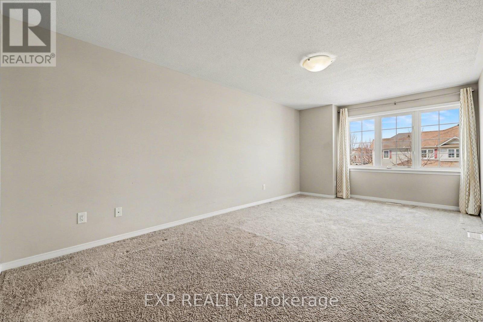 450 Ashbourne Crescent, Ottawa, Ontario  K2J 0P5 - Photo 19 - X12992236