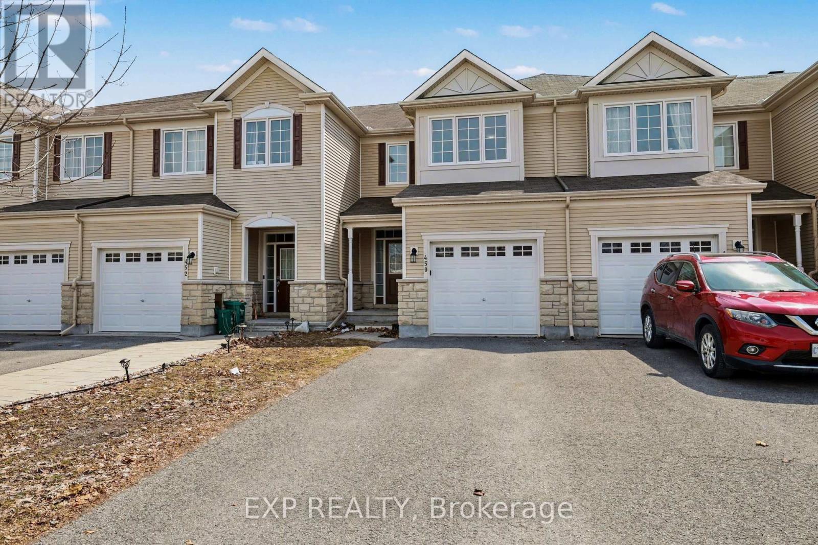 450 Ashbourne Crescent, Ottawa, Ontario  K2J 0P5 - Photo 2 - X12992236