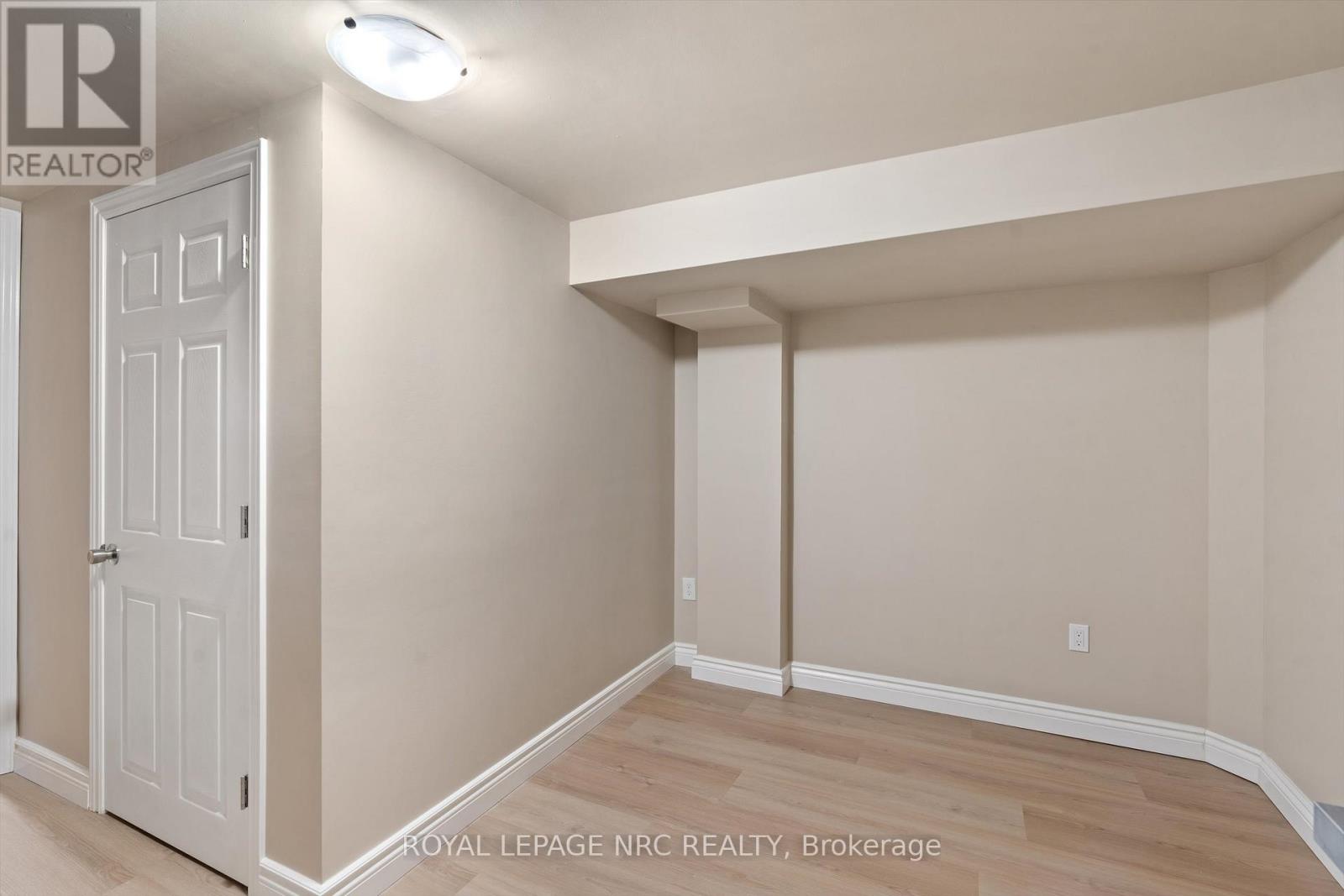 21 Chalmers Street, St. Catharines, Ontario  L2M 5C7 - Photo 12 - X12992104