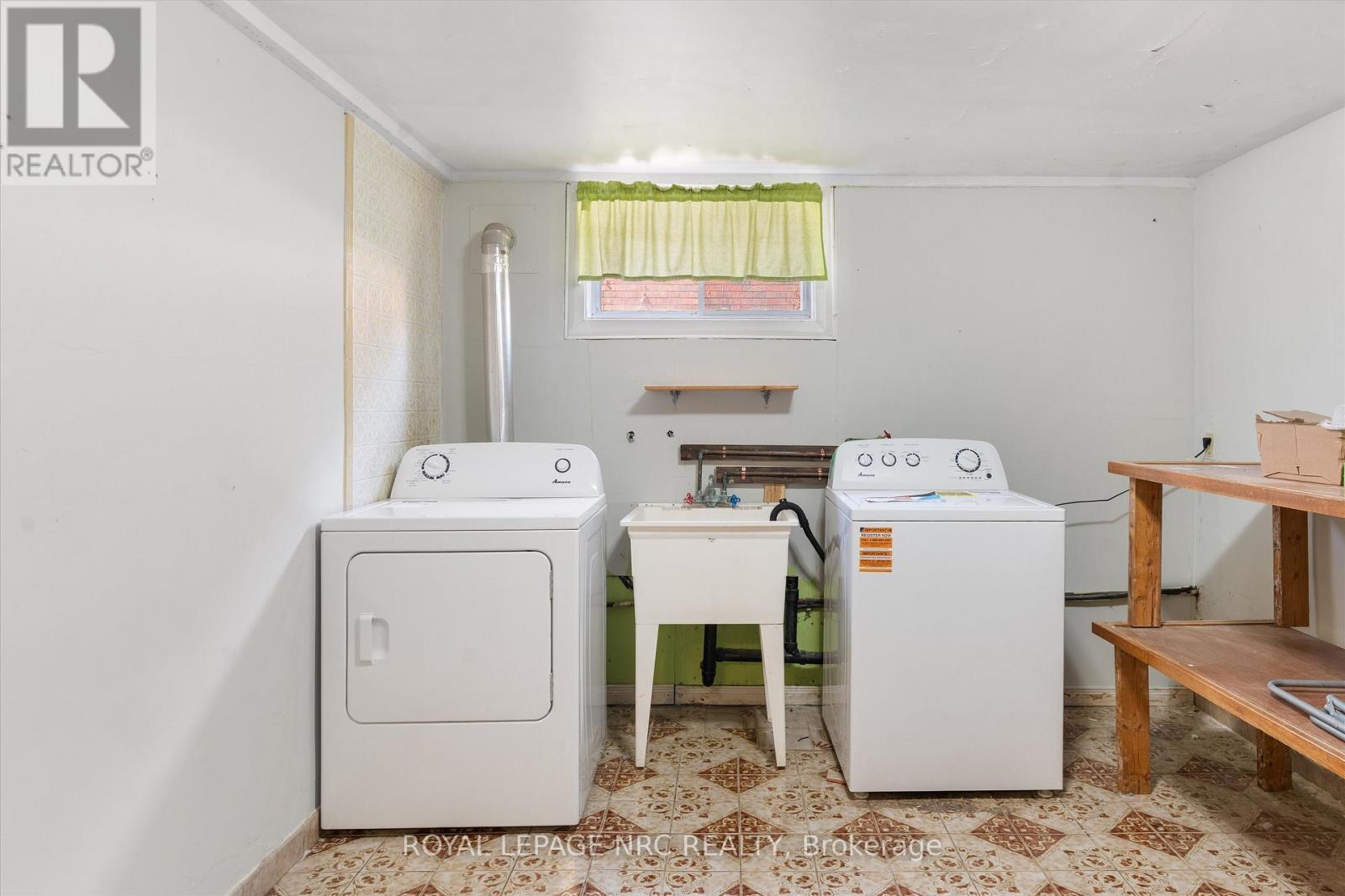 21 Chalmers Street, St. Catharines, Ontario  L2M 5C7 - Photo 17 - X12992104