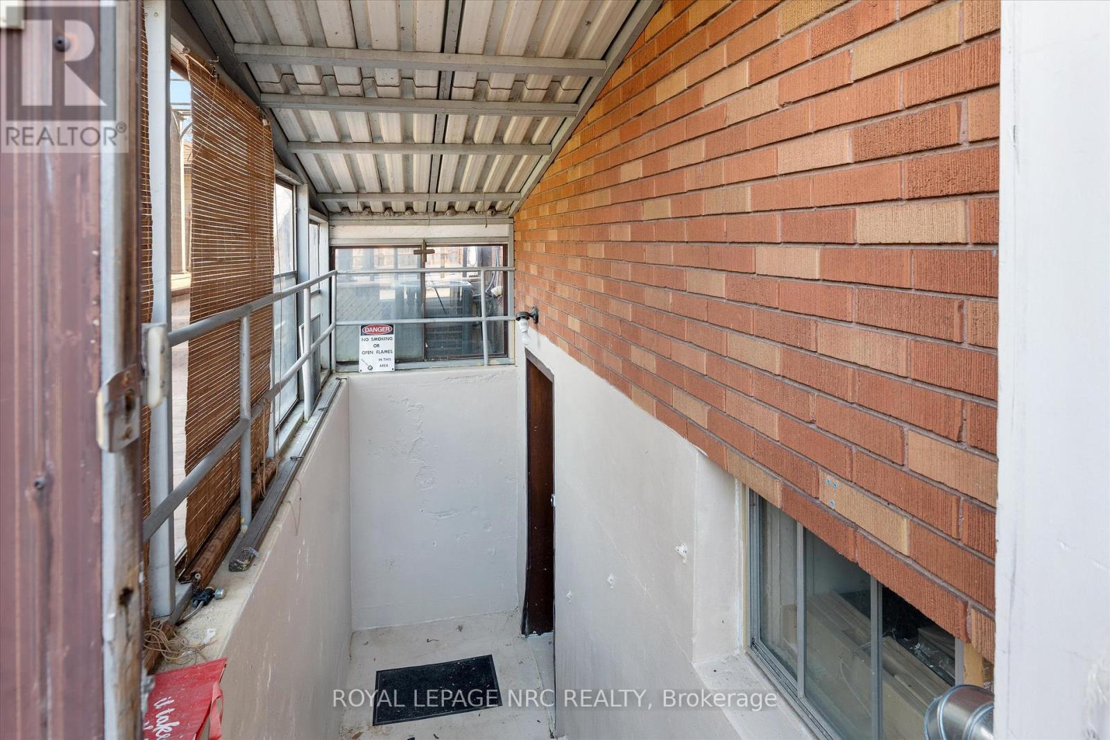 21 Chalmers Street, St. Catharines, Ontario  L2M 5C7 - Photo 3 - X12992104