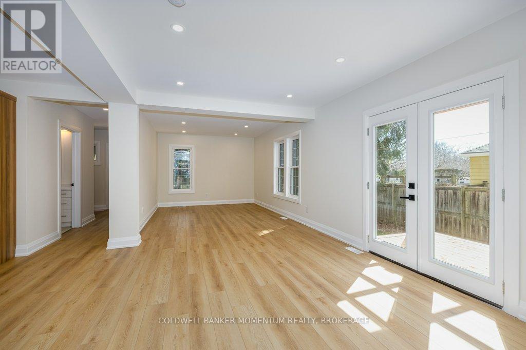 1105 Haist Street, Pelham, Ontario  L0S 1E2 - Photo 8 - X12992272