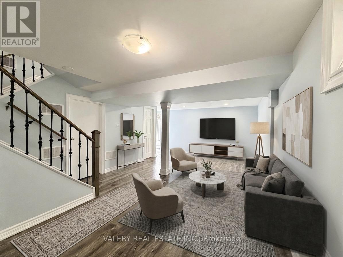 MAIN FLOOR - 72 DANTEK CRESCENT, Brampton, Ontario